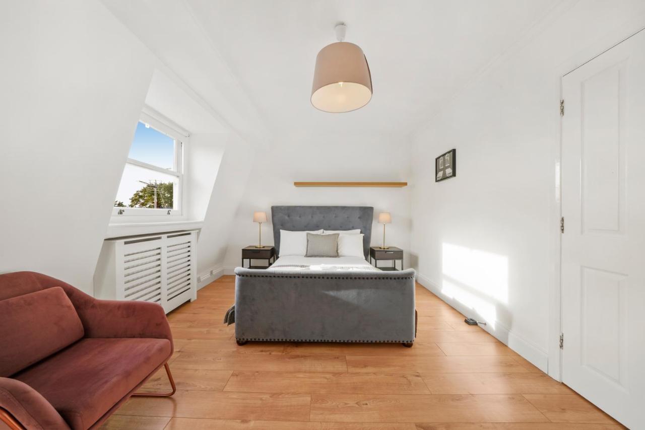 1 & 2 Bed Cosy Apartments Next To Earls Court Free Wifi Londra Exterior foto
